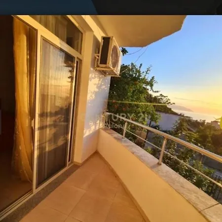 For Rent Uje I Ftohte Appartement